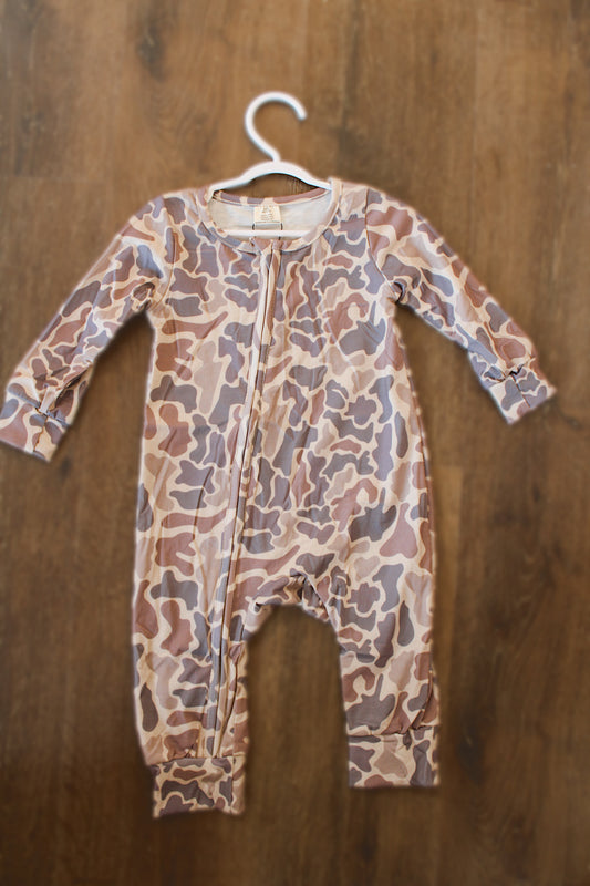 Camo Sleeper