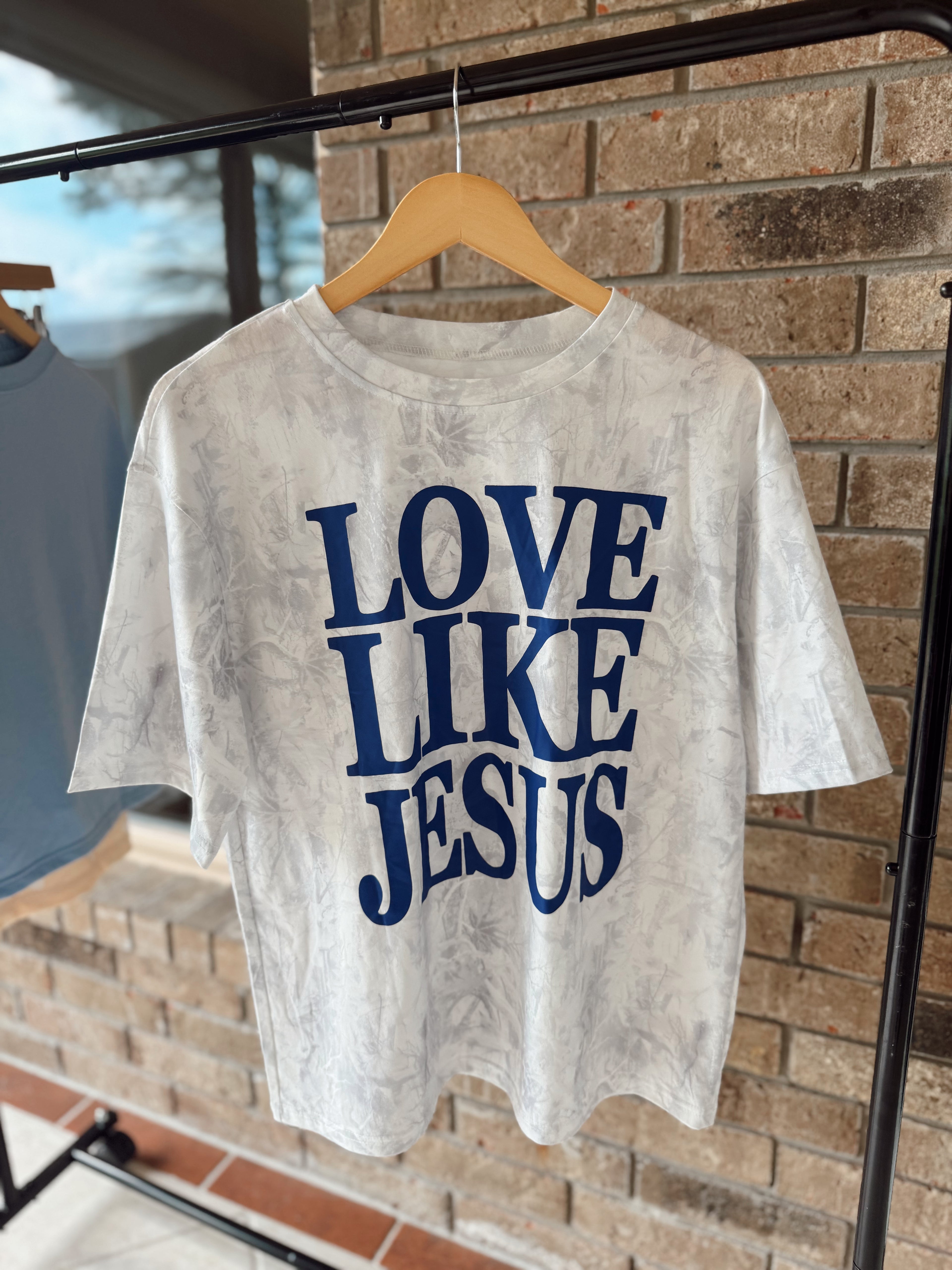 Love Like Jesus Tee
