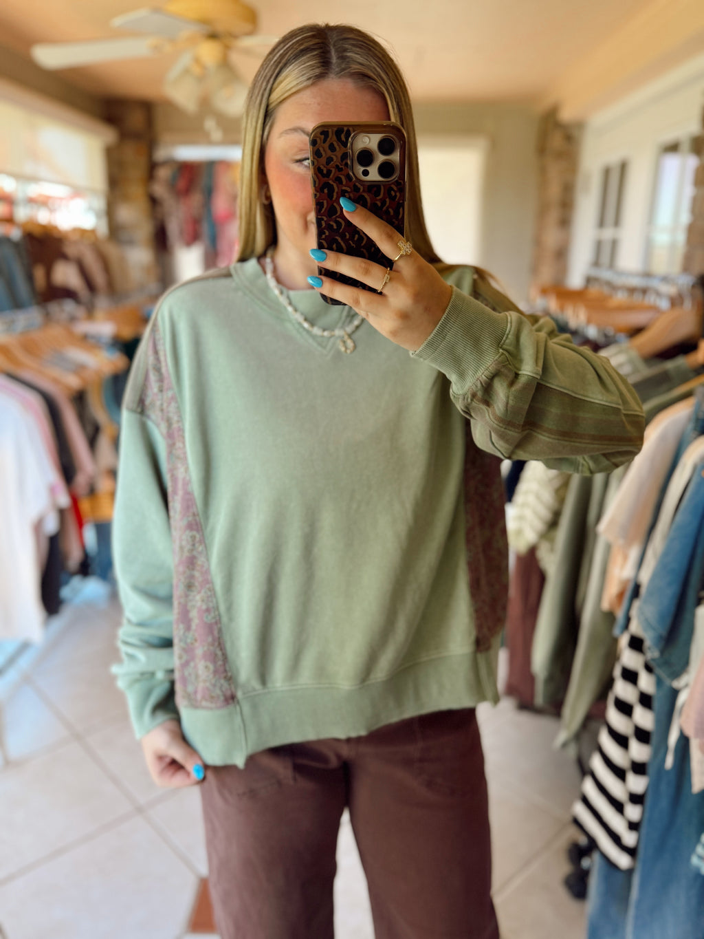Cottage Crewneck